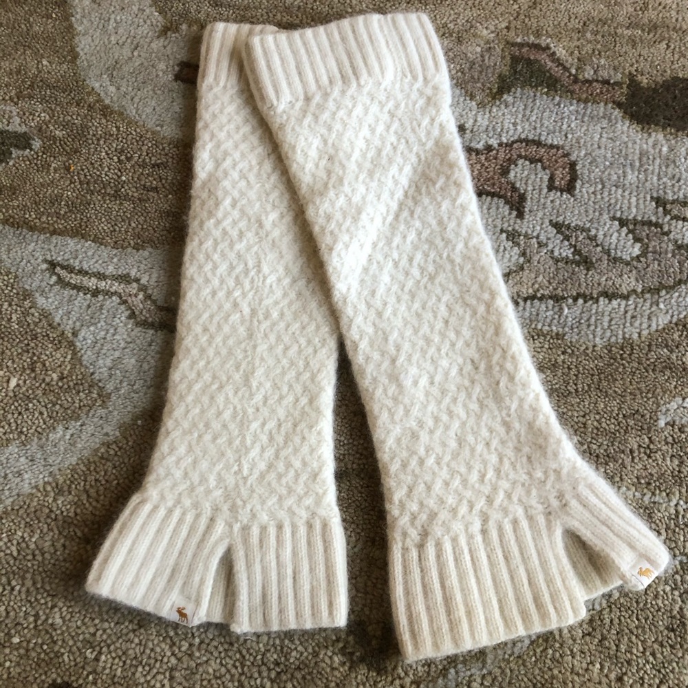 Abercrombie & Fitch Wool Leg Warmers